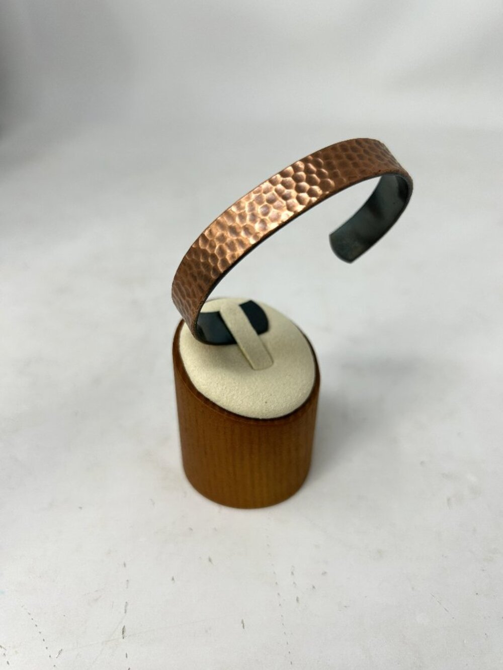 Unbranded Solid Hammered Copper Cuff Bracelet 6 ¼” made in USA 24.6g